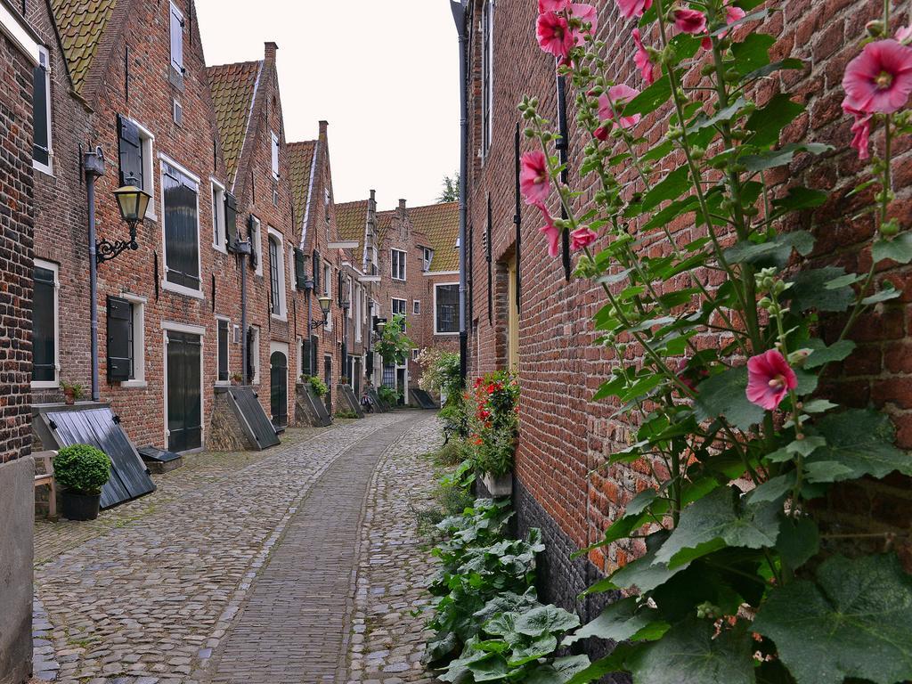 De Vrijheit Hotel Middelburg Exterior photo